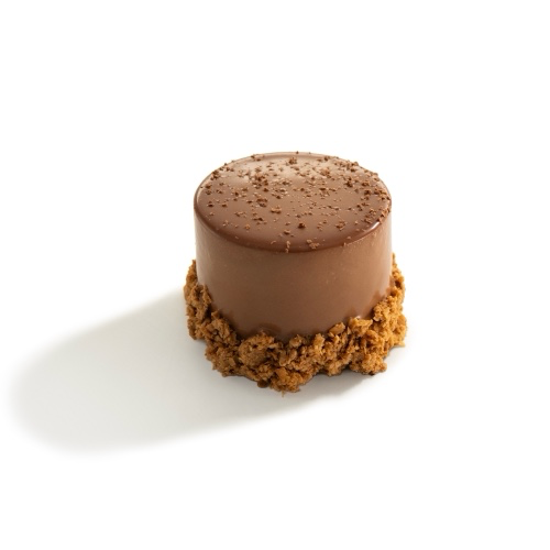 آنترومه شکلات و میوه